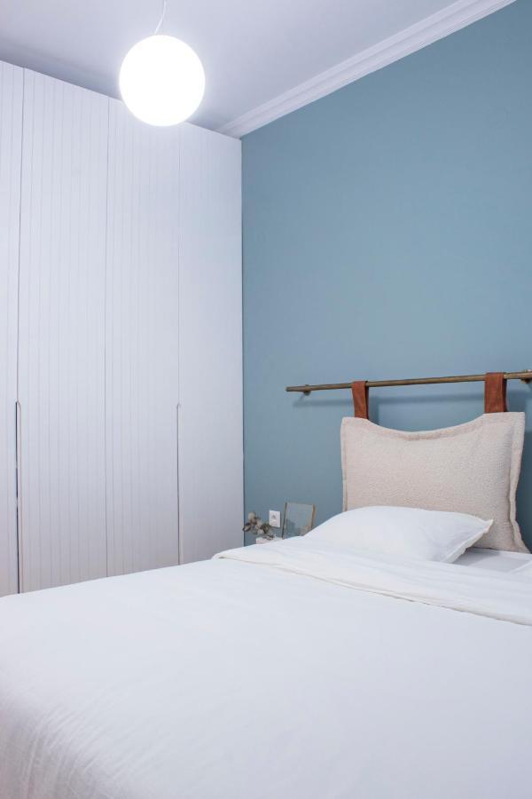 Stylish Modern Classic Apartment Tesalonika Bagian luar foto
